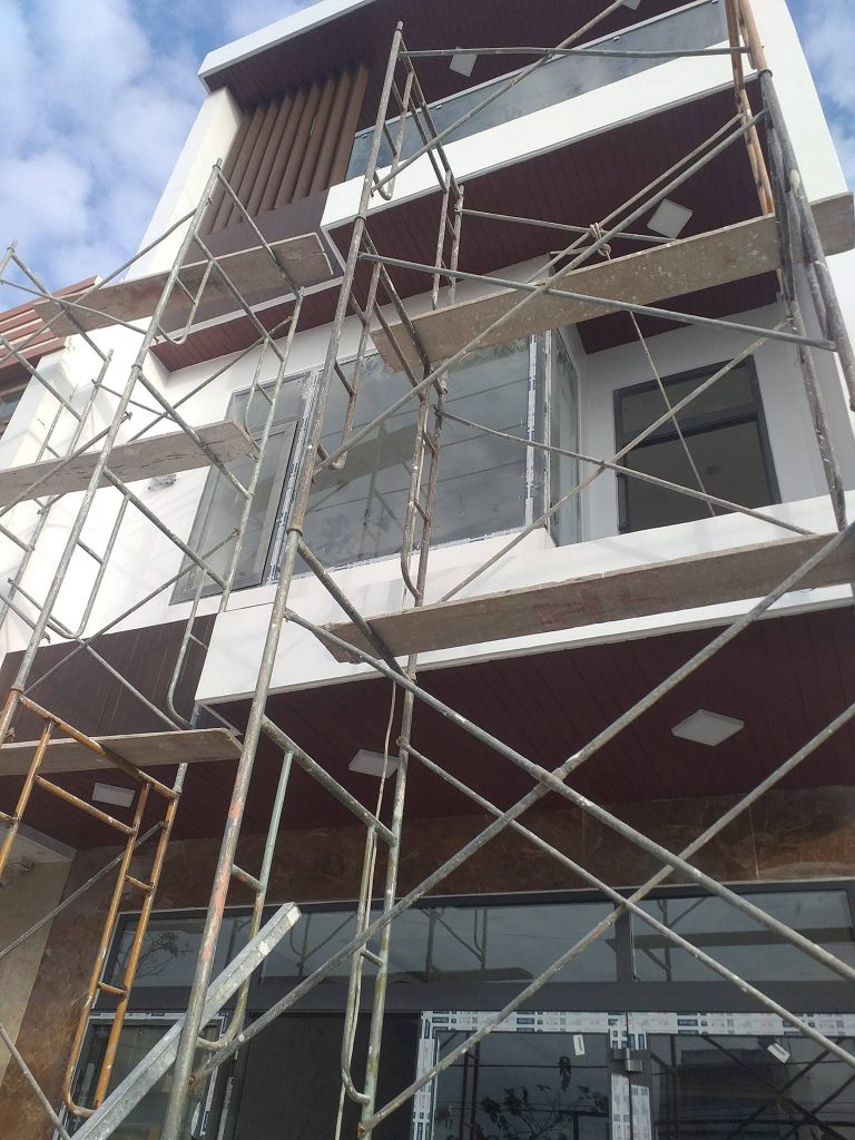 Dịch Vụ Sơn Nhà Giá Tốt Tại TPHCM